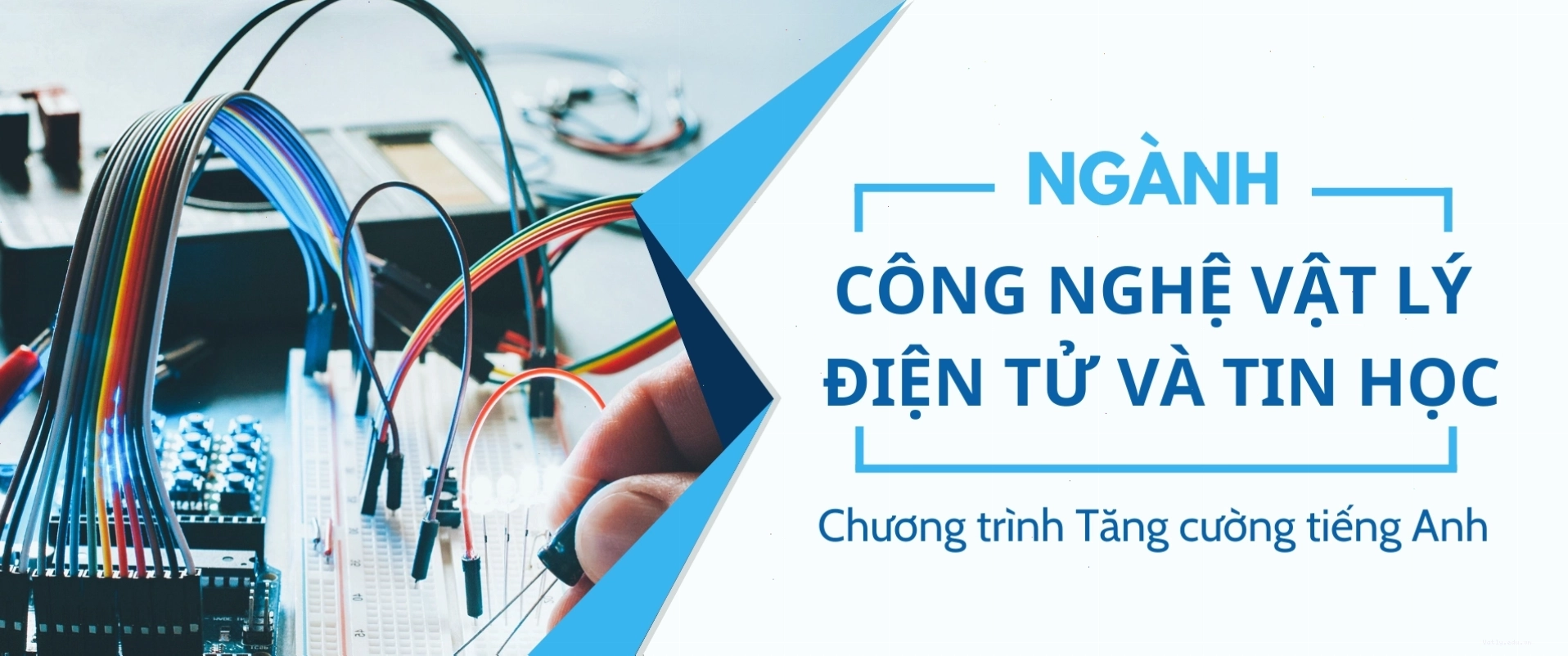 Công nghệ vật lý điện tử và tin học - Chương trình tăng cường tiếng Anh