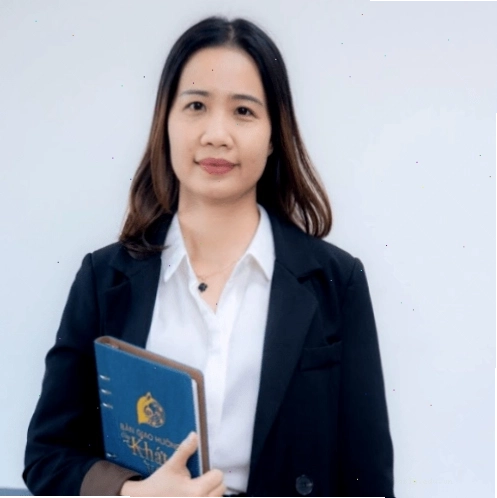 Ms. Vũ Thị Hiền, chuyên gia hóa học