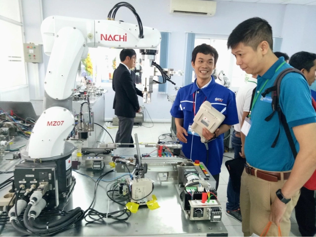Robot tự động hóa trong lĩnh vực công nghiệp