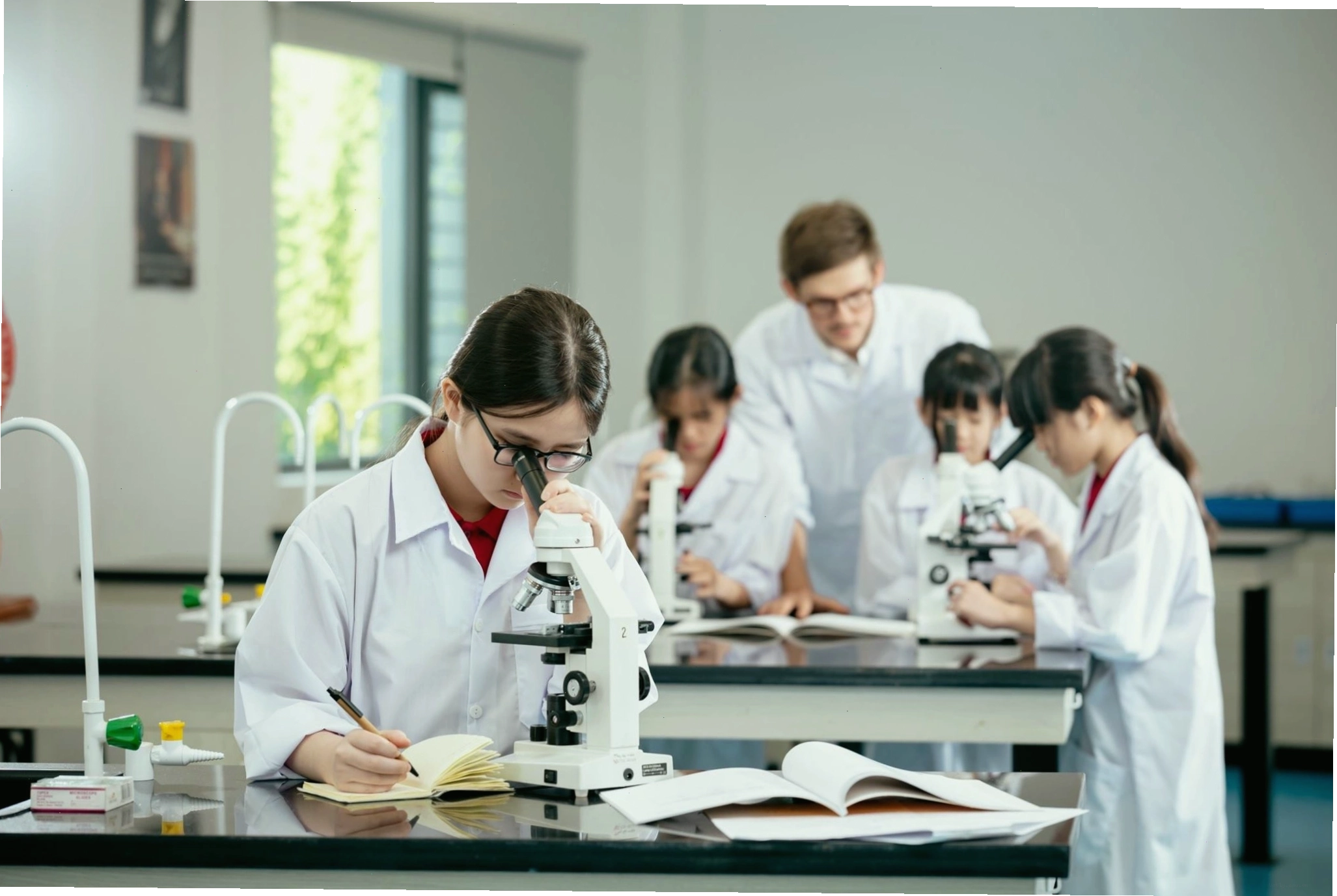 Các em học sinh luôn tự tin để giải quyết các tình huống