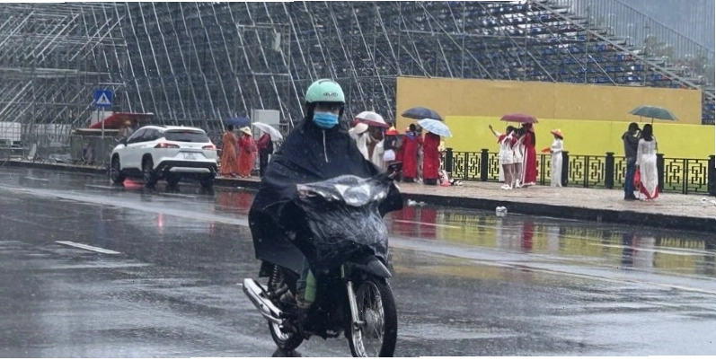 Thời tiết Hồ Chí Minh trong hôm nay với bầu trời nhiều mây