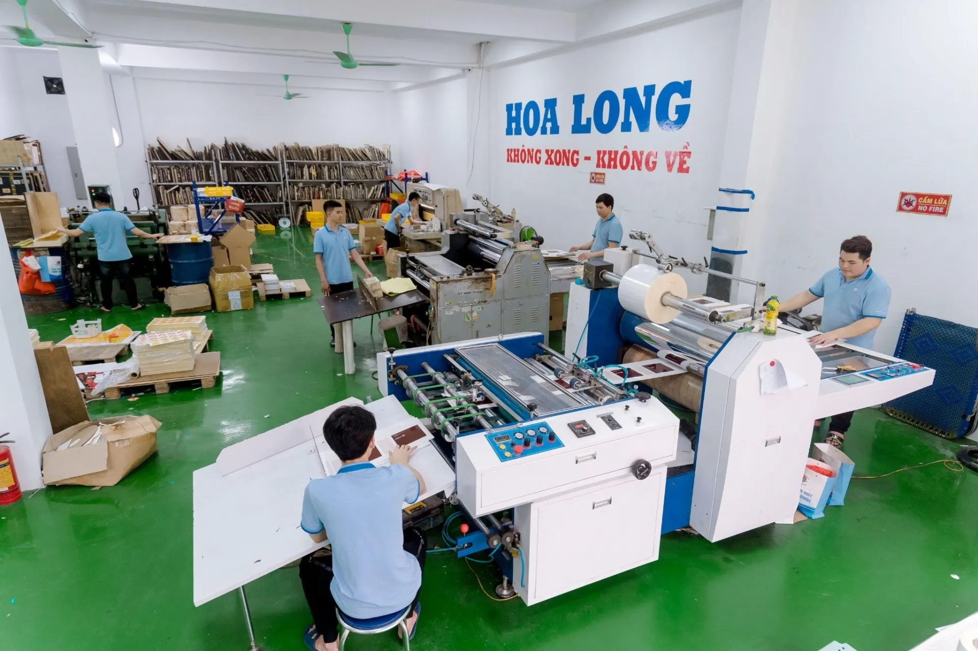 Quy trình in hộp giấy đựng bánh tại Hoa Long